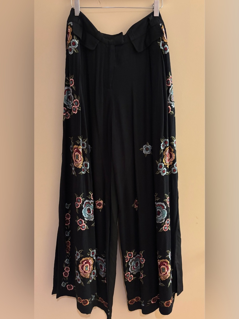 Free People- Florence Embroidery Pants